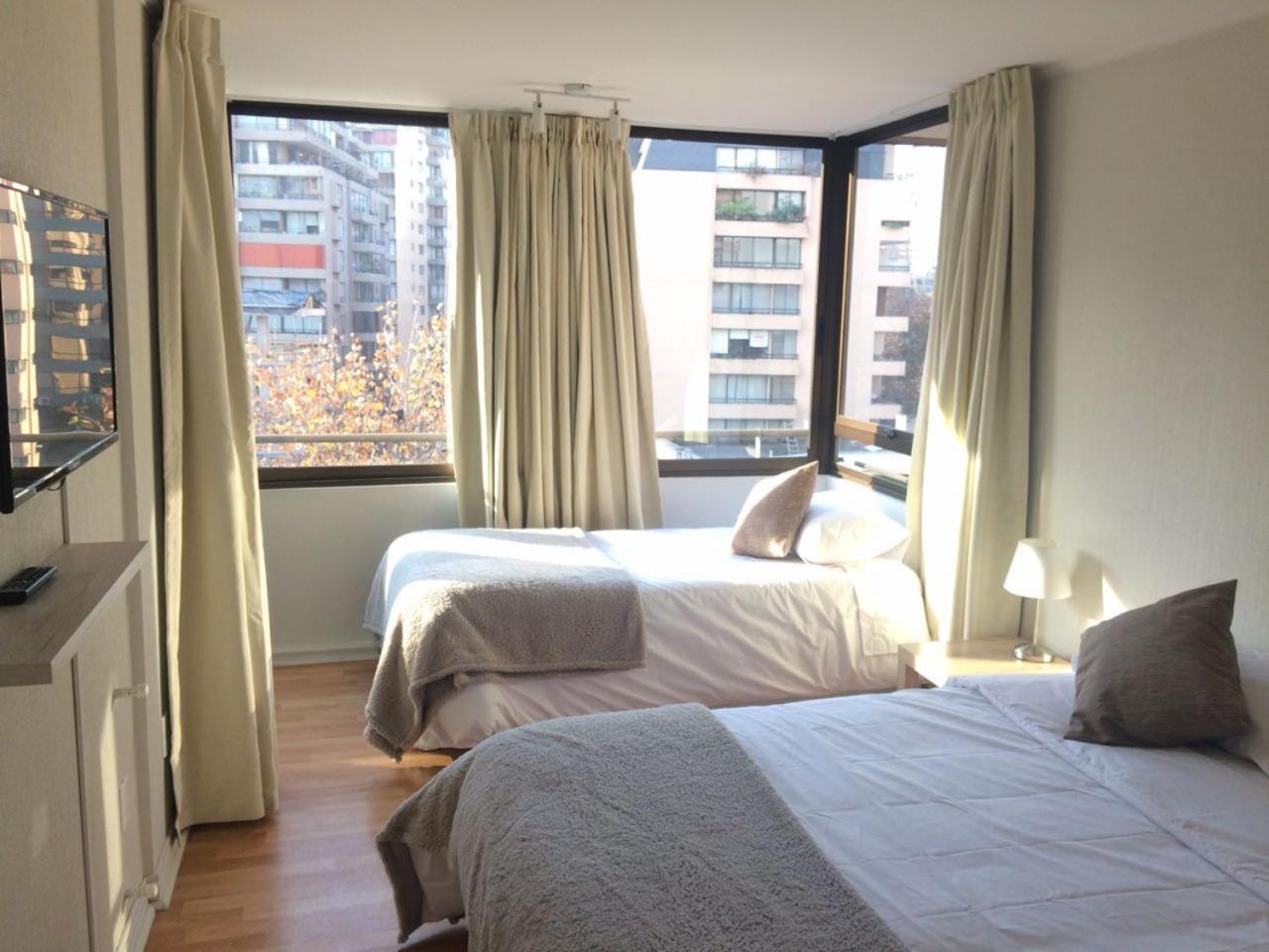 סנטיאגו Apartamentos Costanera Centre מראה חיצוני תמונה